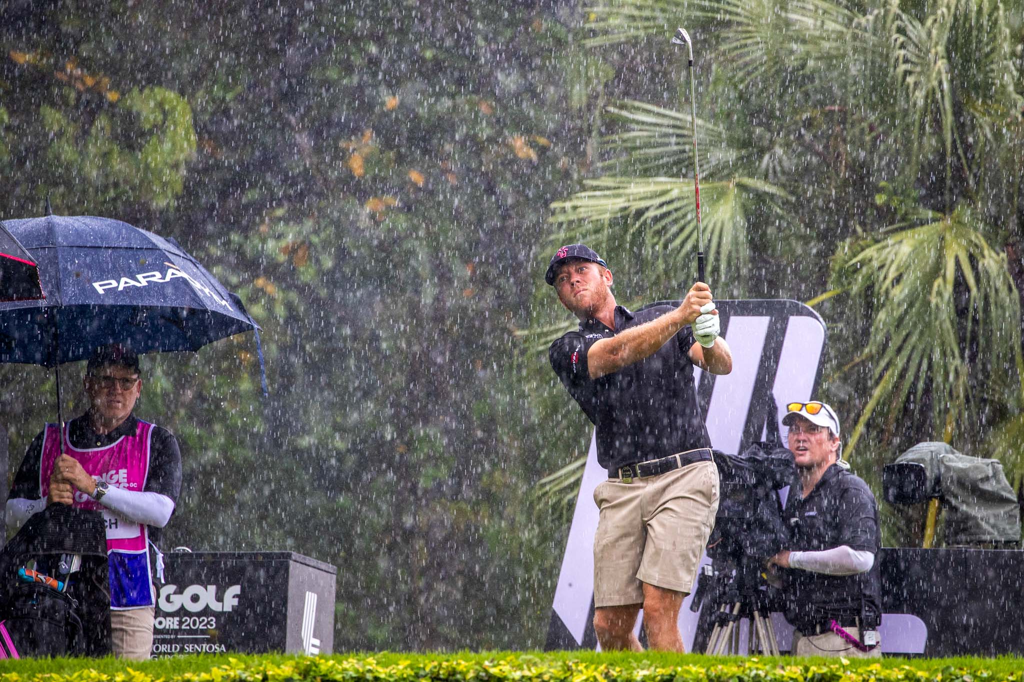 Talor Gooch rain swing, LIV Golf Singapore 2023